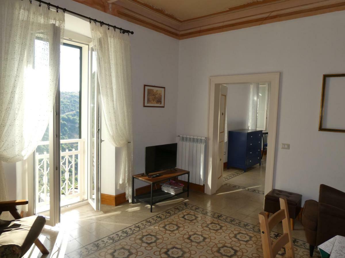 Casa Diamanti-Fox 33 Via Guglielmo Marconi Διαμέρισμα Sonnino Εξωτερικό φωτογραφία